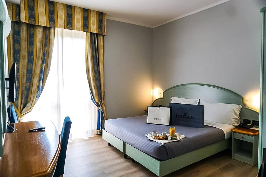 Hotel Europa Milano Rosate Exterior foto